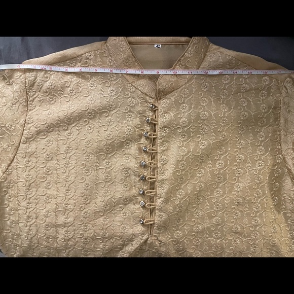 Men’s L Gold Beige Sherwani Kurta Pyjama Set NWOT - Picture 7 of 7